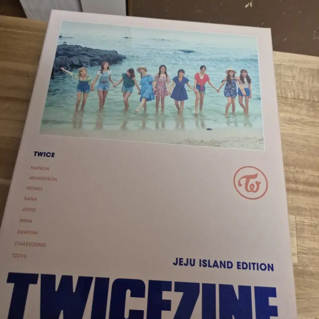 트와이스 TWICEZINE 제주 포토북