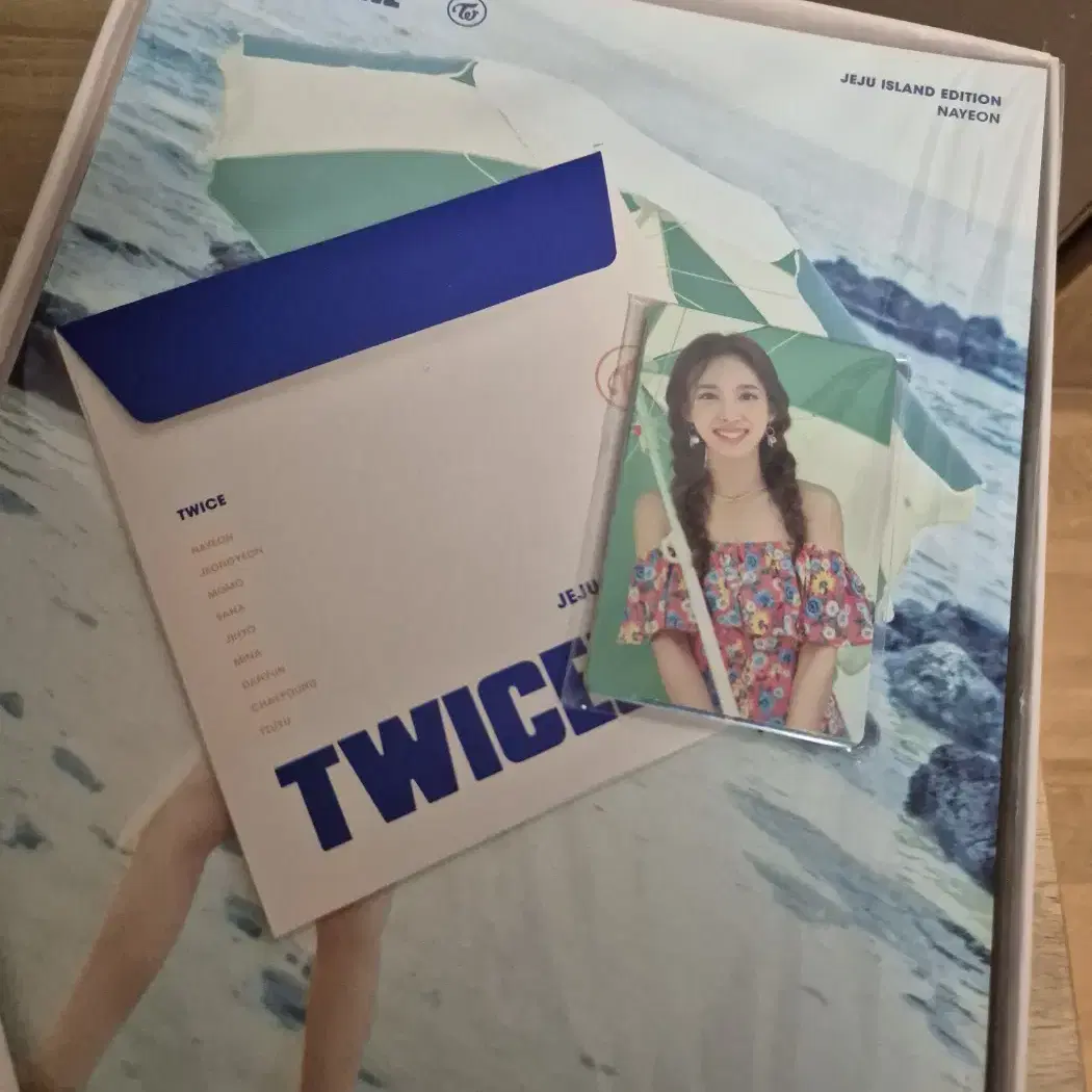 트와이스 TWICEZINE 제주 포토북