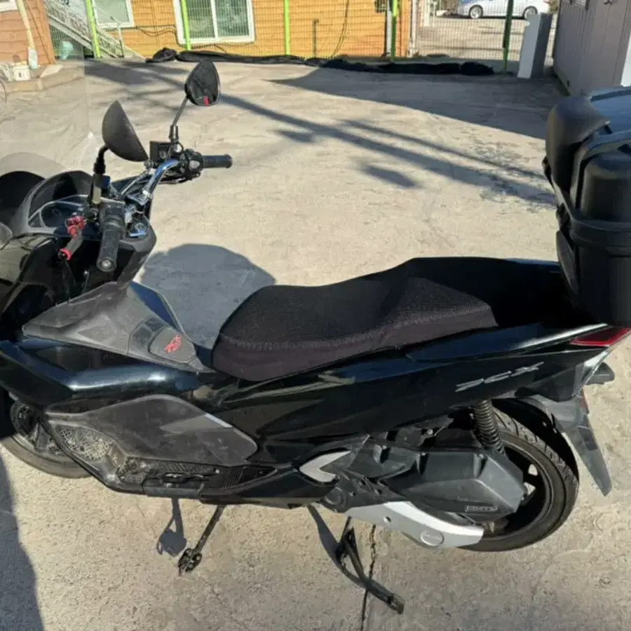 혼다 pcx150 abs 20년형 스마트키 차량 팝니다