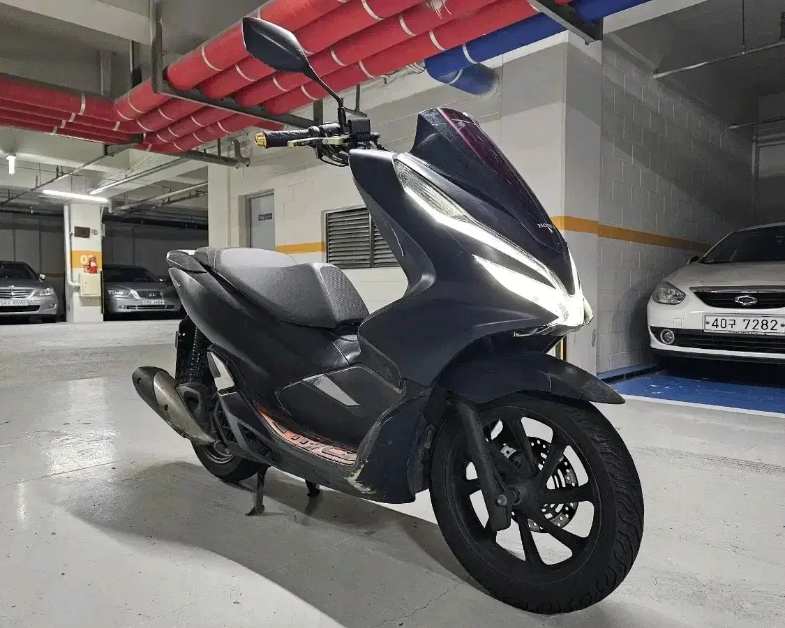 혼다 19년식 더 뉴 pcx125 스쿠터 판매합니다