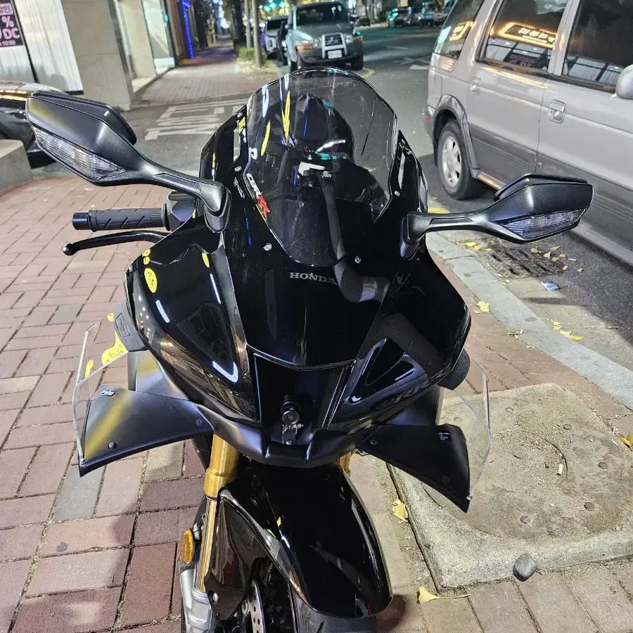 cbr1000rr-r sp 팔아요