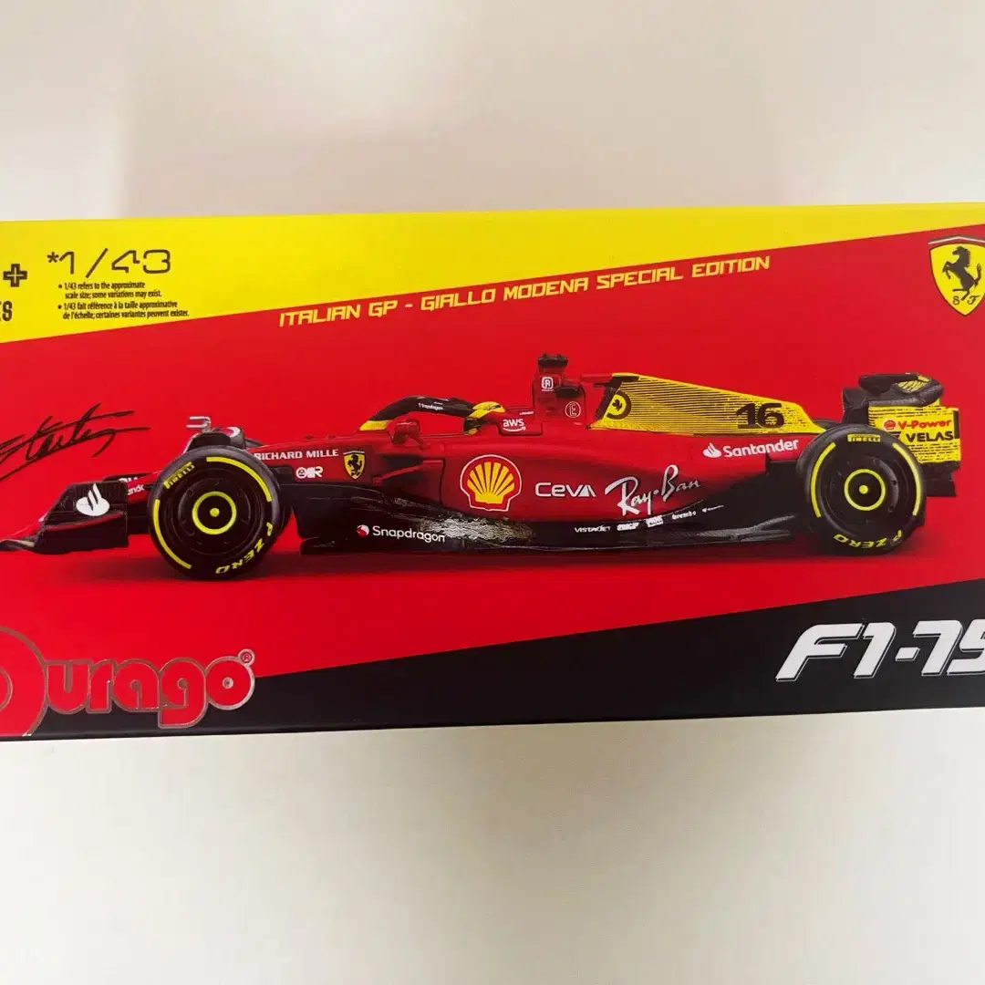 (중고) 브라고 1:43 F1 페라리 이탈리아 F1-75 / 르클레르