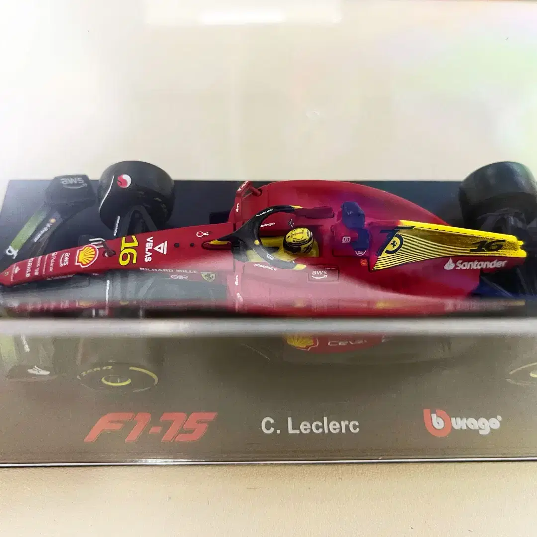 (중고) 브라고 1:43 F1 페라리 이탈리아 F1-75 / 르클레르