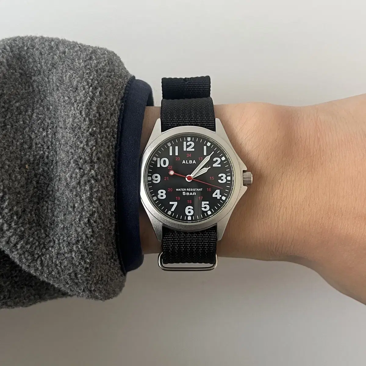 세이코 알바 - 90s black dial military field