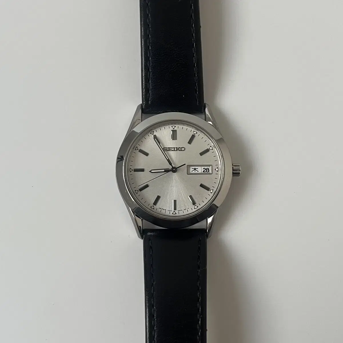 세이코-00s silver dial quartz