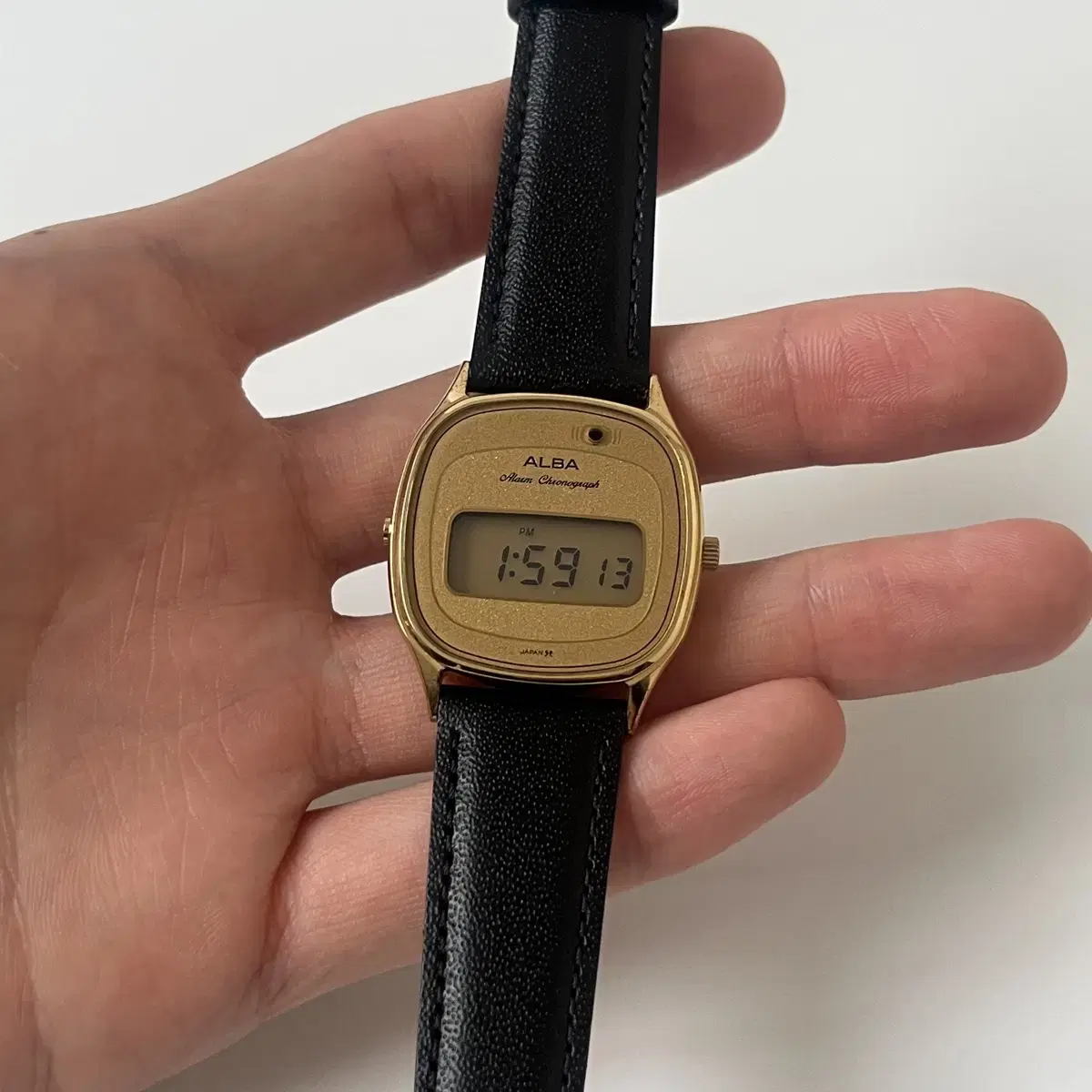 세이코 알바-90s gold digital watch(deadstock)