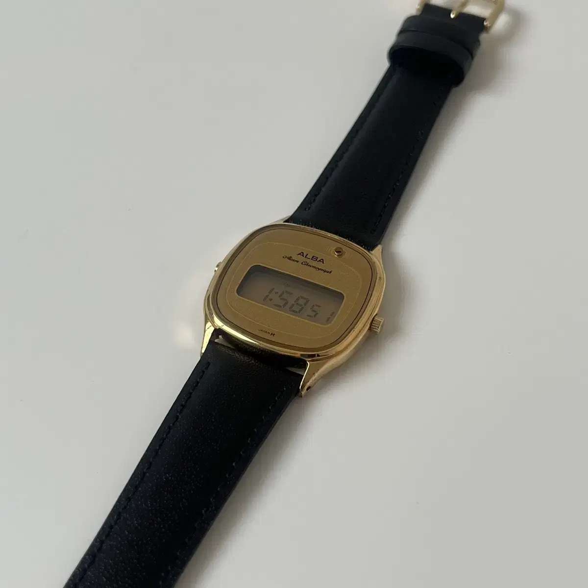 세이코 알바-90s gold digital watch(deadstock)