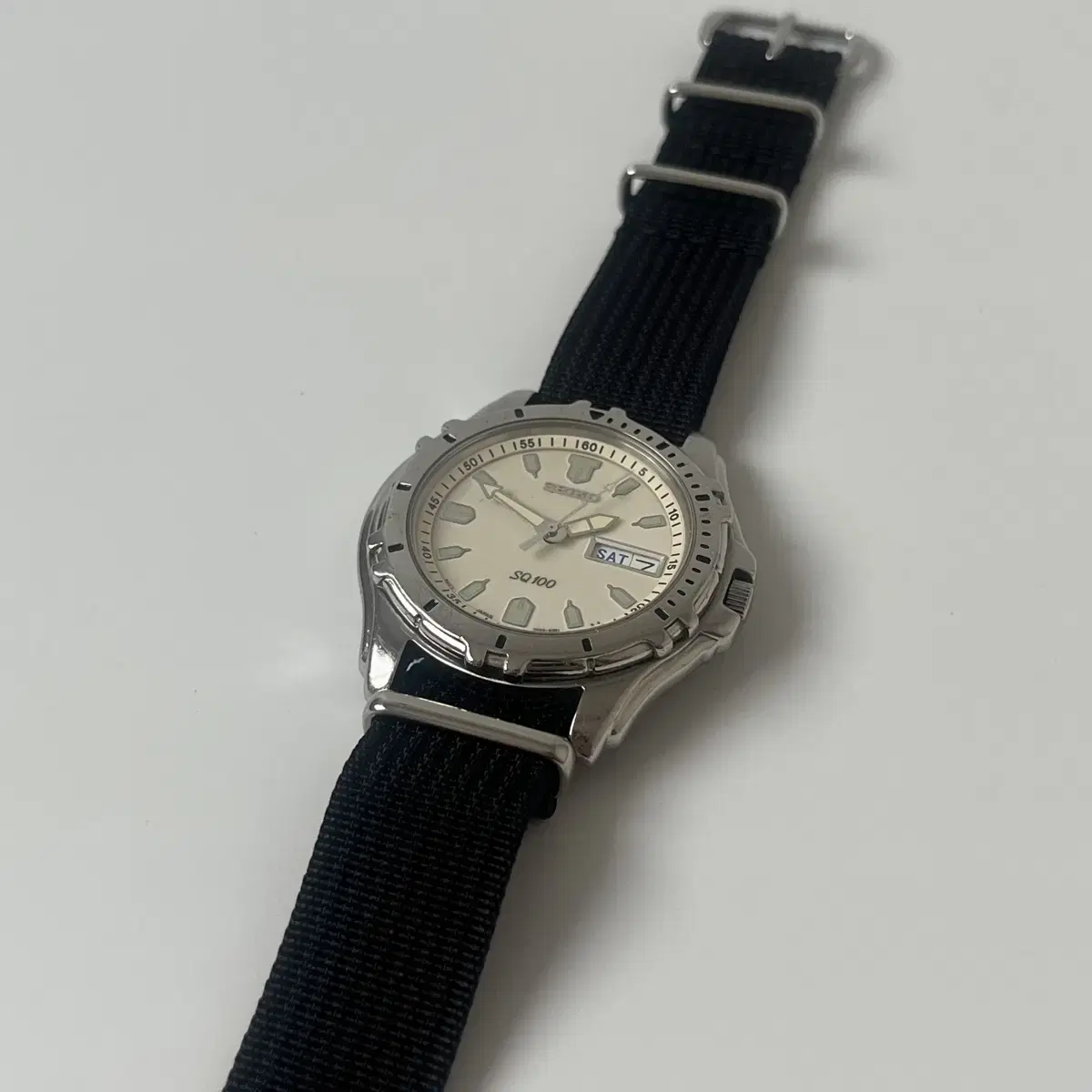 세이코-90s SQ100 luminous dial quartz