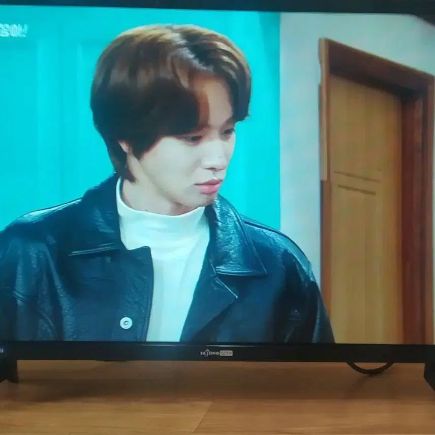 세종 32인치 HD LED TV 일반 티비 리모컨포함