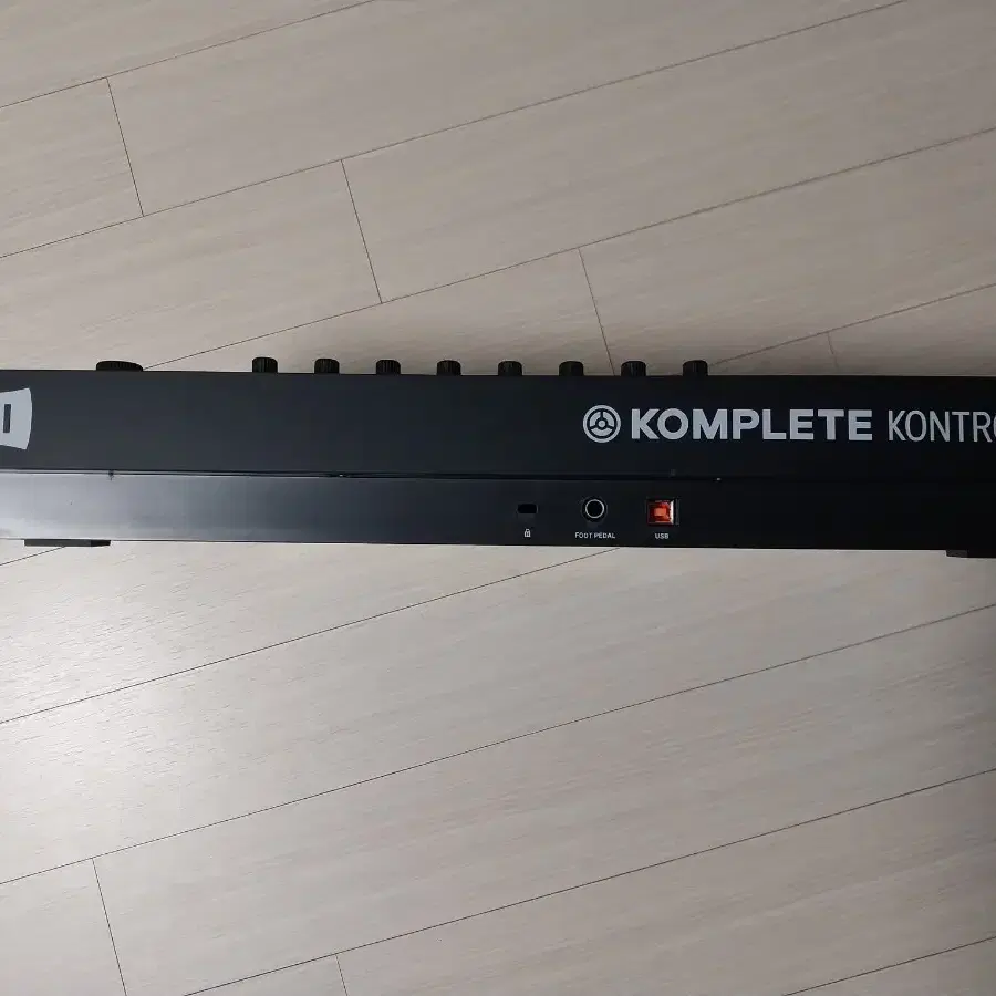 NI KOMPLETE KONTROL M32 미니 25