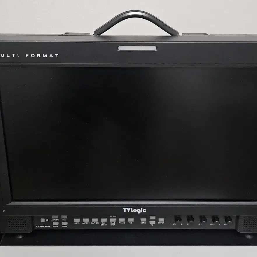 TVlogic LVM-172W