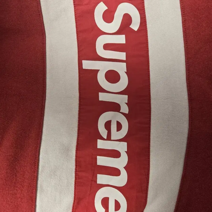 Supreme rugby red color - 15fw