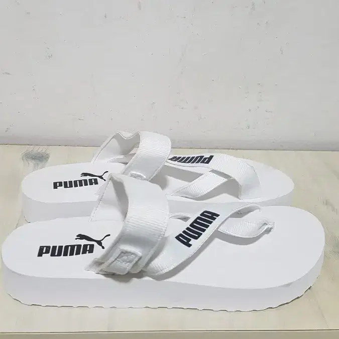 택포 230~250 신품 푸마 PUMA 쿠션 슬리퍼 2켤레!