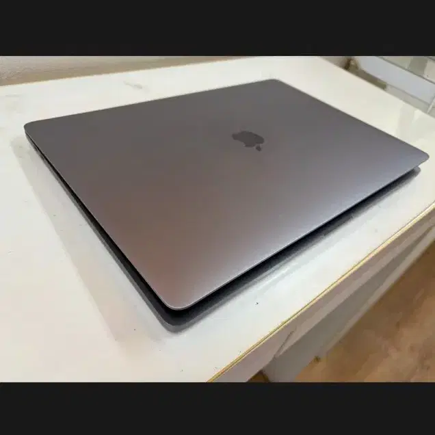 2019 맥북프로 16인치  i9// 램32G/ SSD 1TB/ 앱설치