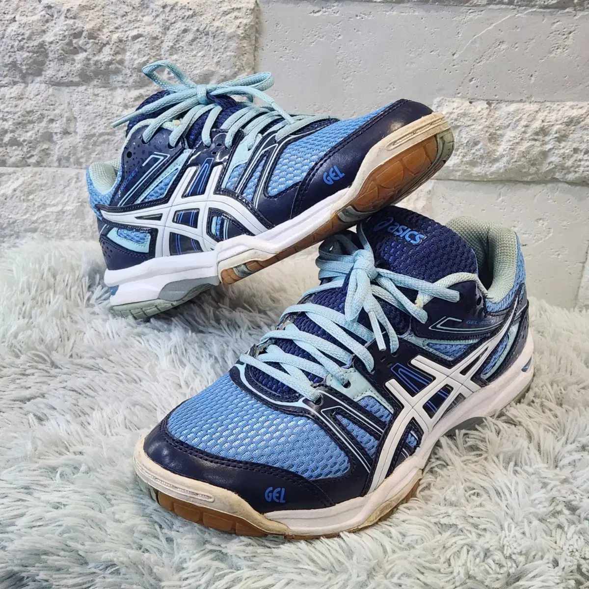 1-8:아식스Asics Gel Rocket 런닝화(240)