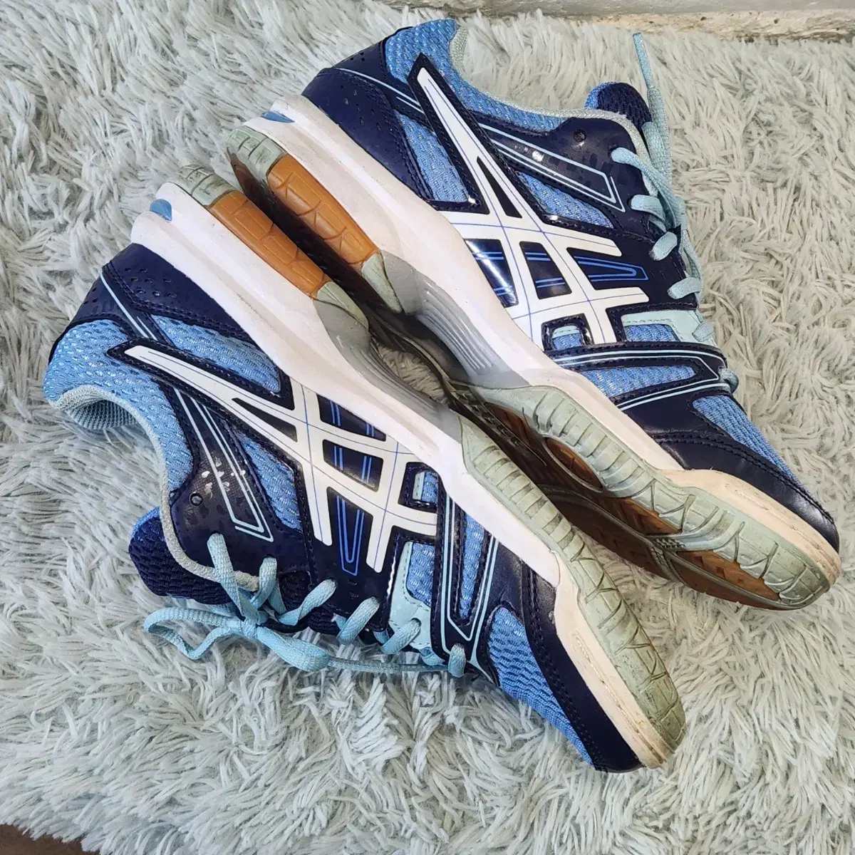 1-8:아식스Asics Gel Rocket 런닝화(240)