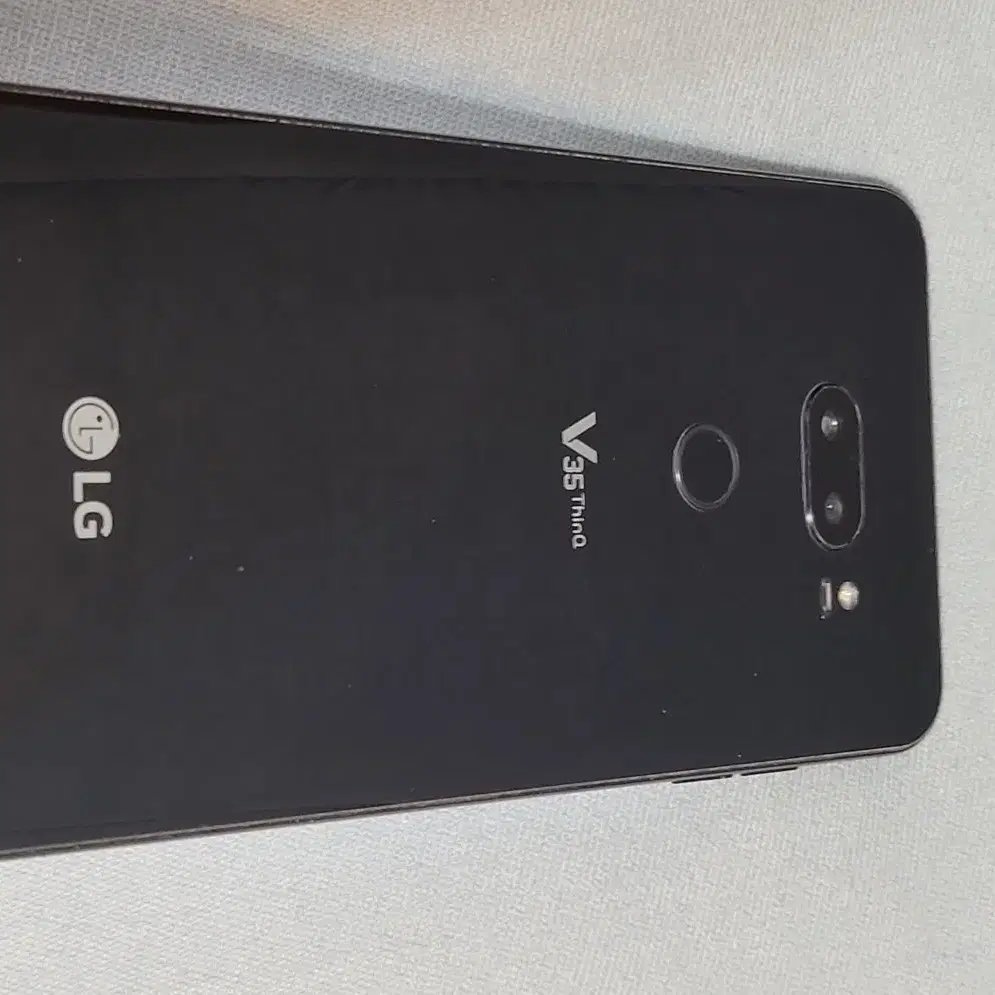 LG V35 64기가 개인거래