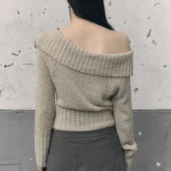 보헤미안서울/오프숄더/Ribbed Button Offshoulder