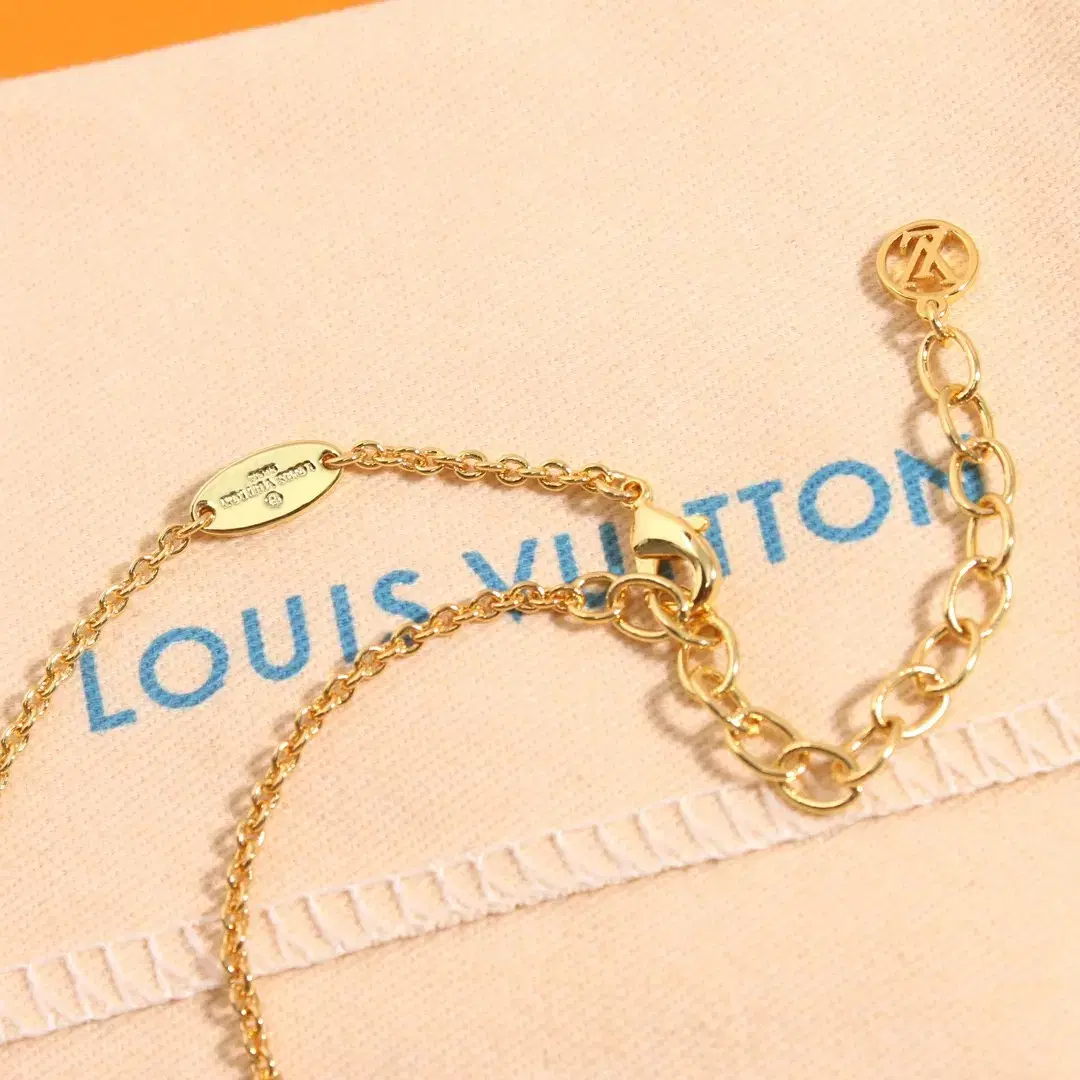 루이비통 Louis Vuitton 목걸이