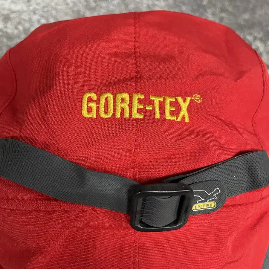 SALEWA GORE TEX