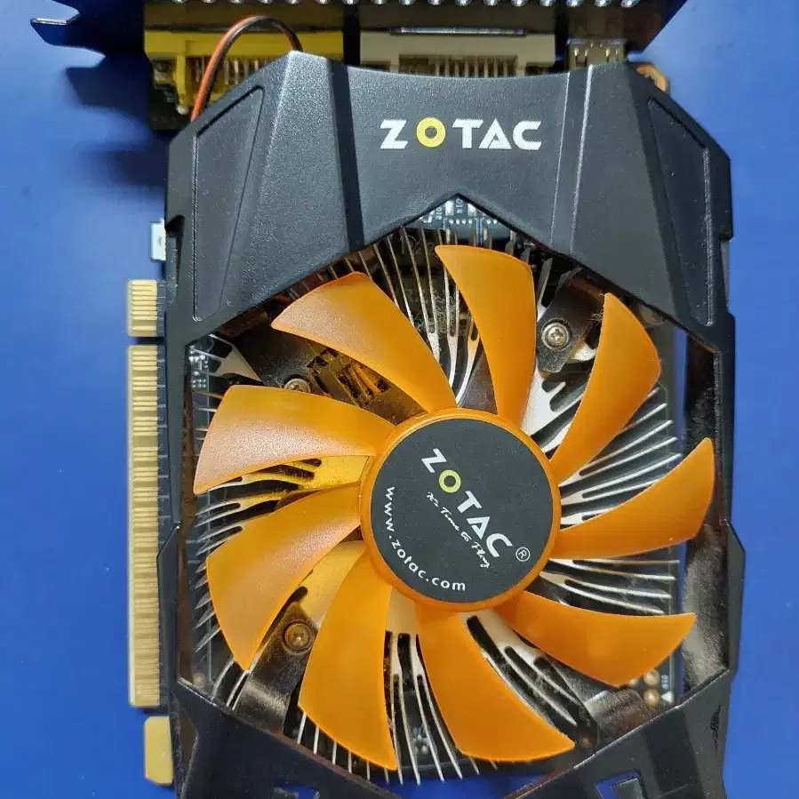 ZOTAC GTX750TI  2GB