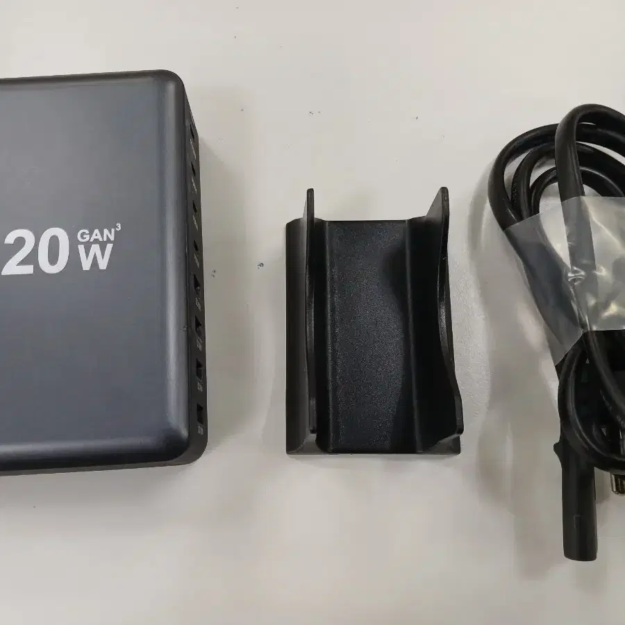 320W GaN 데스크탑 충전기 8 포트 USB C 타입 PD 충전기