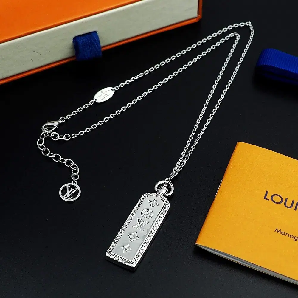 루이비통 Louis Vuitton 목걸이