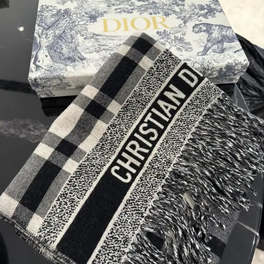 크리스티앙 디오르 Dior 스카프