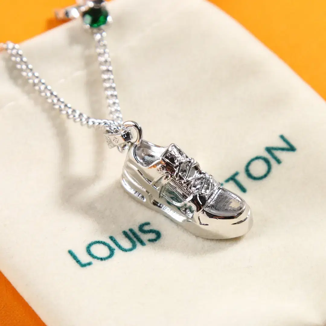 루이비통 Louis Vuitton 목걸이