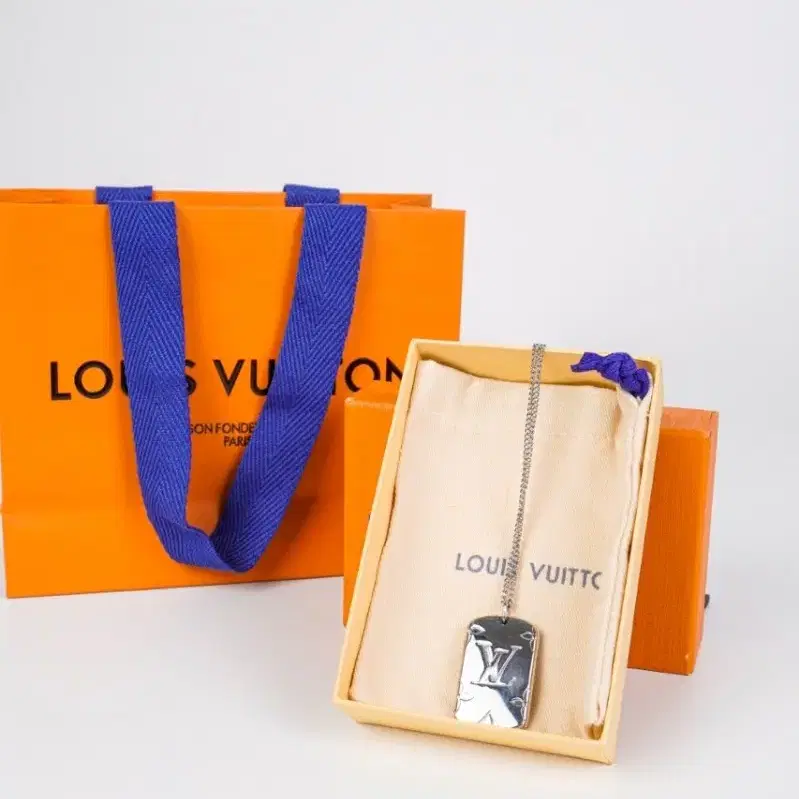 루이비통 Louis Vuitton 목걸이