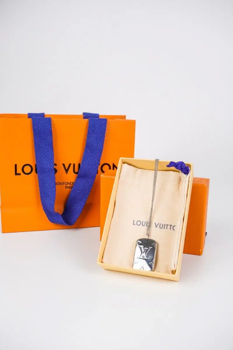 루이비통 Louis Vuitton 목걸이