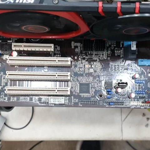 PC방 서버용 ASUS P9D-V REV1.02 메인보드 I3 4130