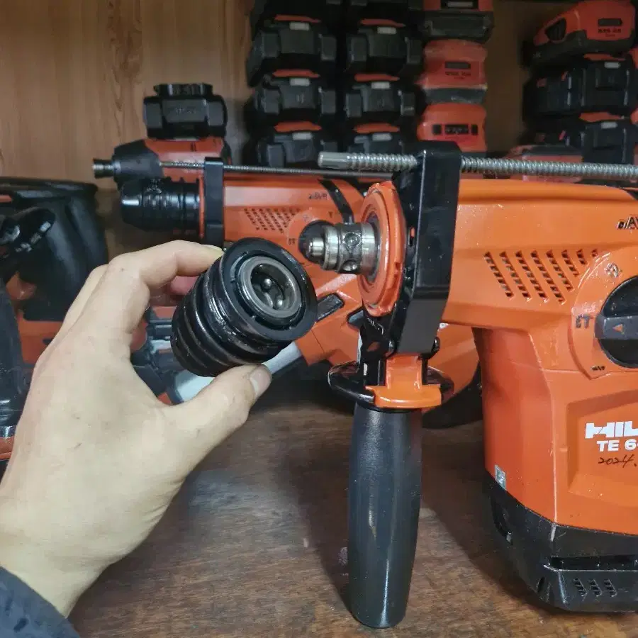 [HILTI]힐티충전함마드릴 TE6A36AVR 신형 2024년 거의새삥2