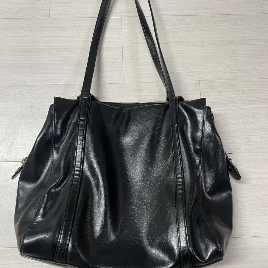 아더템포 lento bag