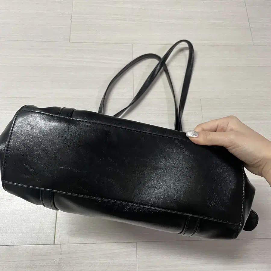 아더템포 lento bag