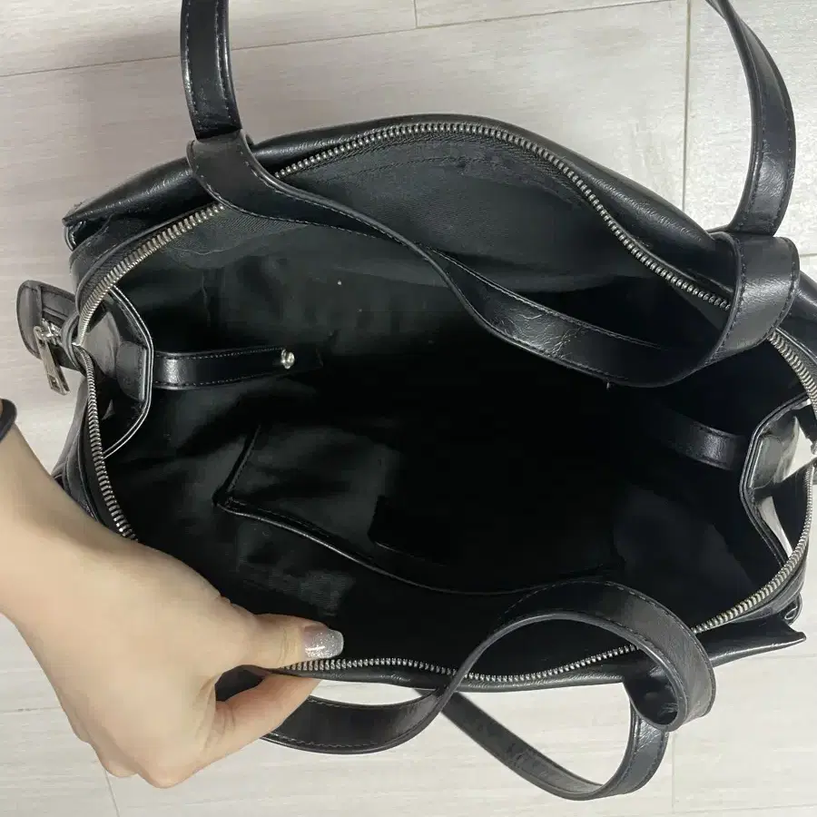 아더템포 lento bag