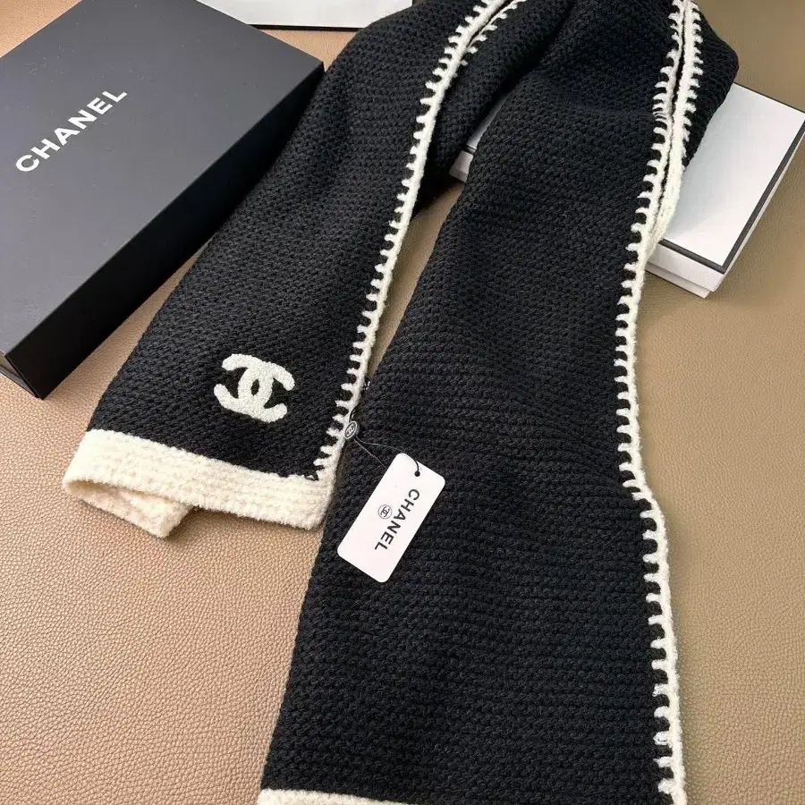 샤넬 Chanel 스카프