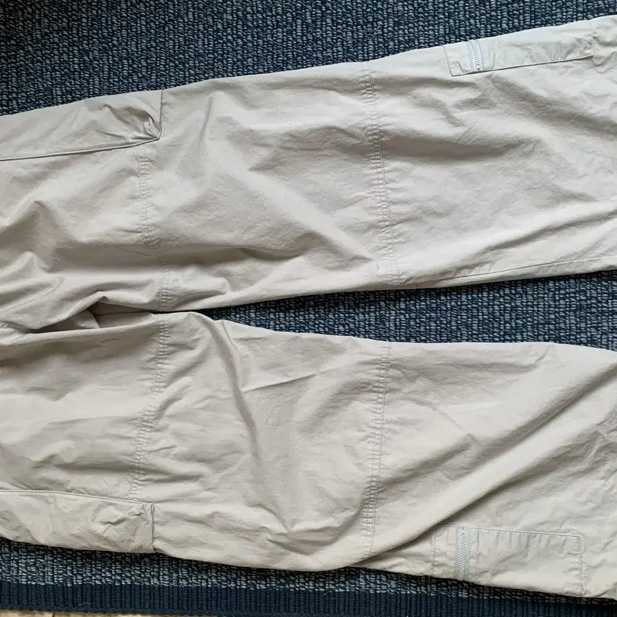 해칭룸 zip cargo pants faded 라이트그레이 3사이즈