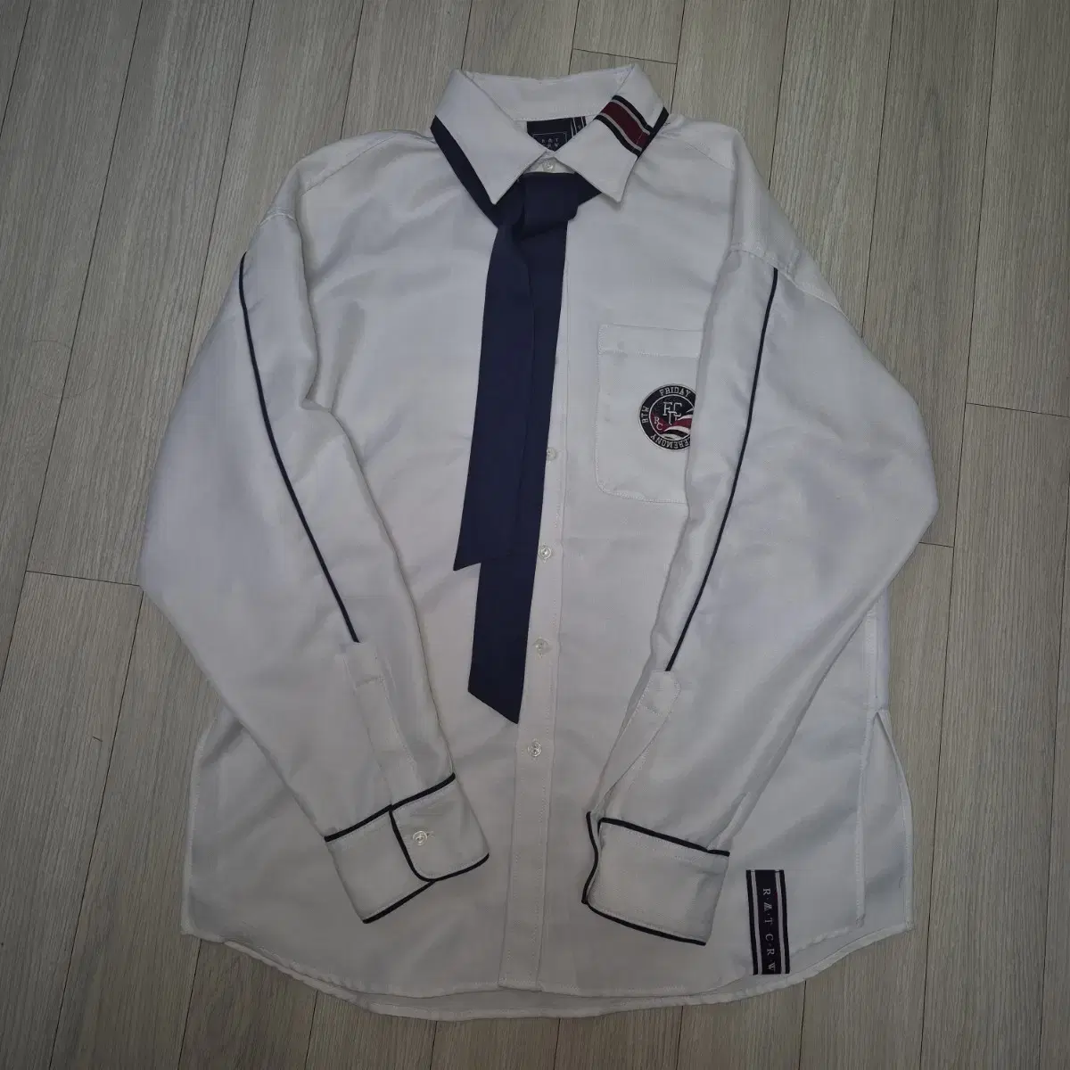 로맨틱크라운 PIPING TIE SHIRT_WHITE