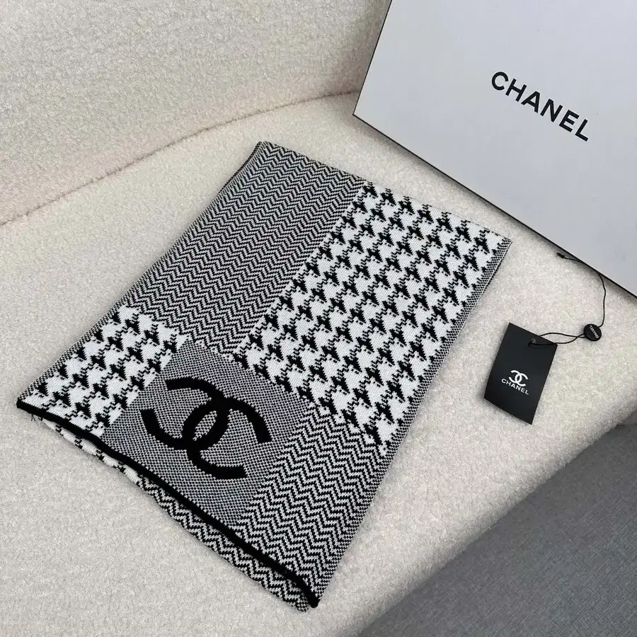 샤넬 Chanel 스카프