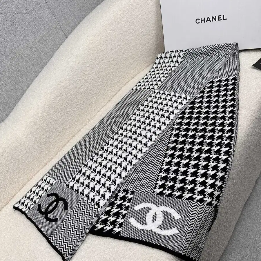 샤넬 Chanel 스카프