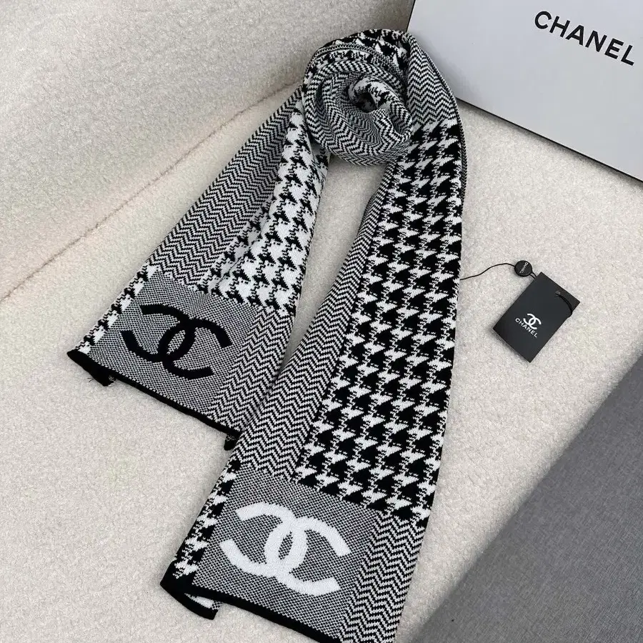 샤넬 Chanel 스카프