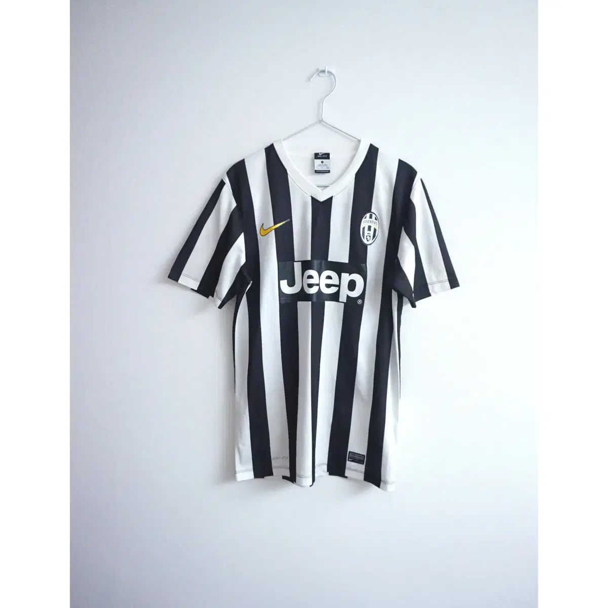 Nike Juventus 13-14 Home Shirt