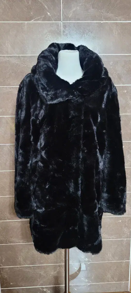 (Women's size 66) Echofer Coat