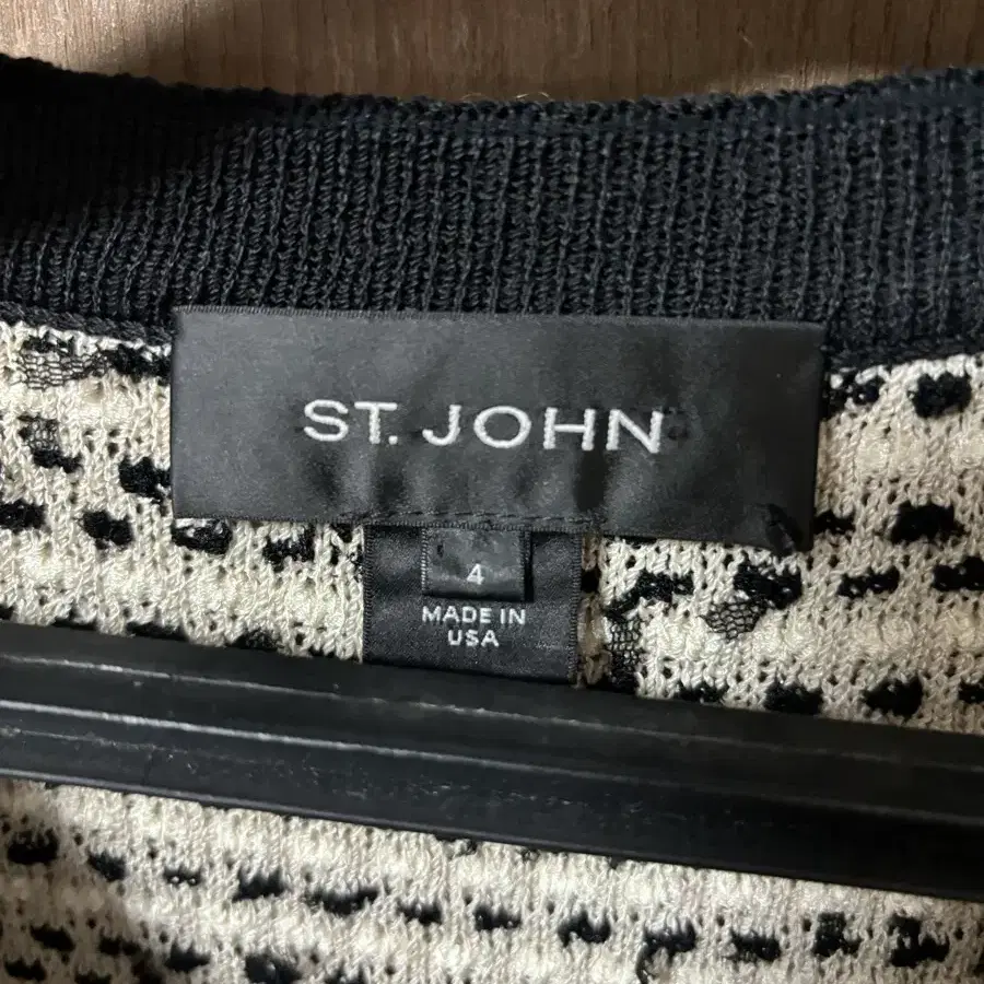 ST.JOHN 센존 트위드 가디건 size4