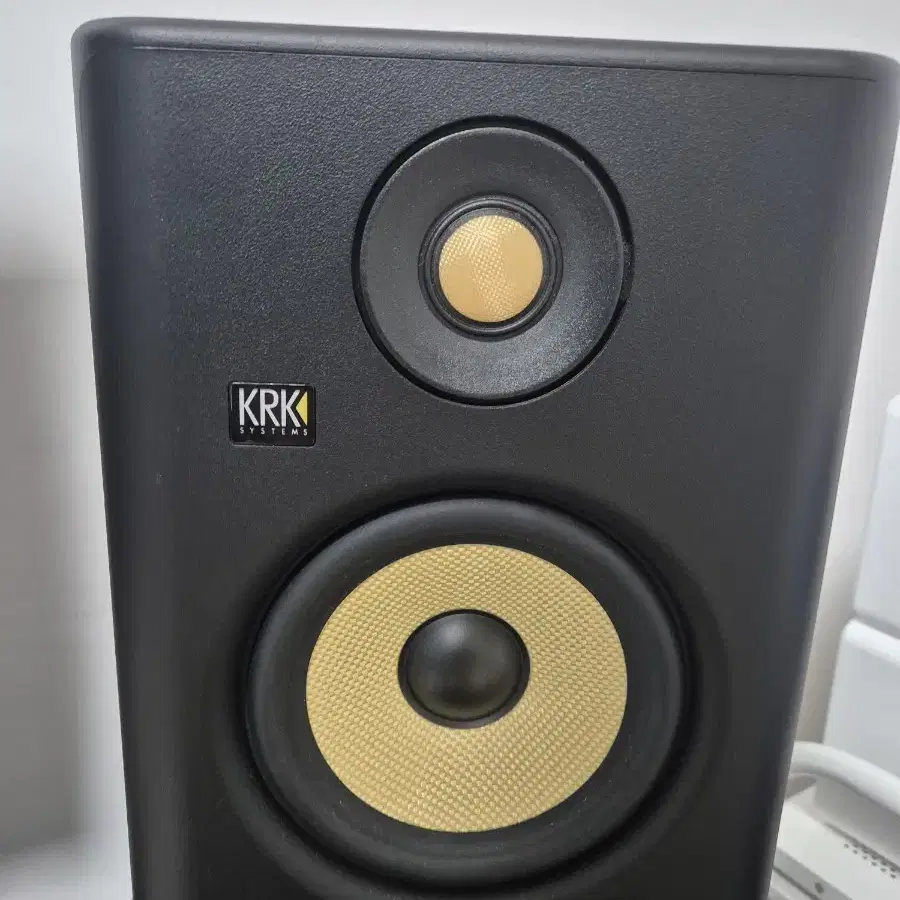 KRK Rokit 5 G4 팝니다