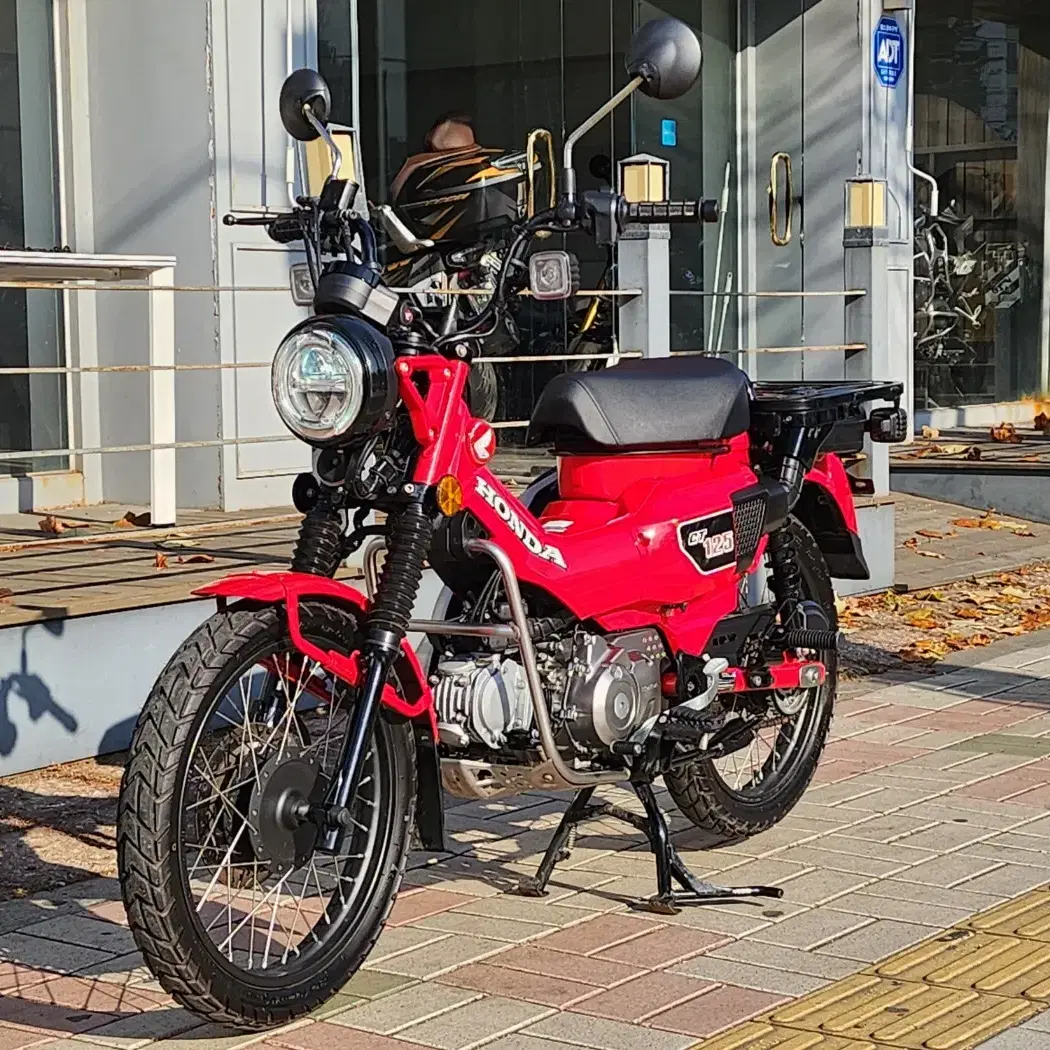 2023년식 혼다 헌터커브 CT125 1인신조 판매합니다.