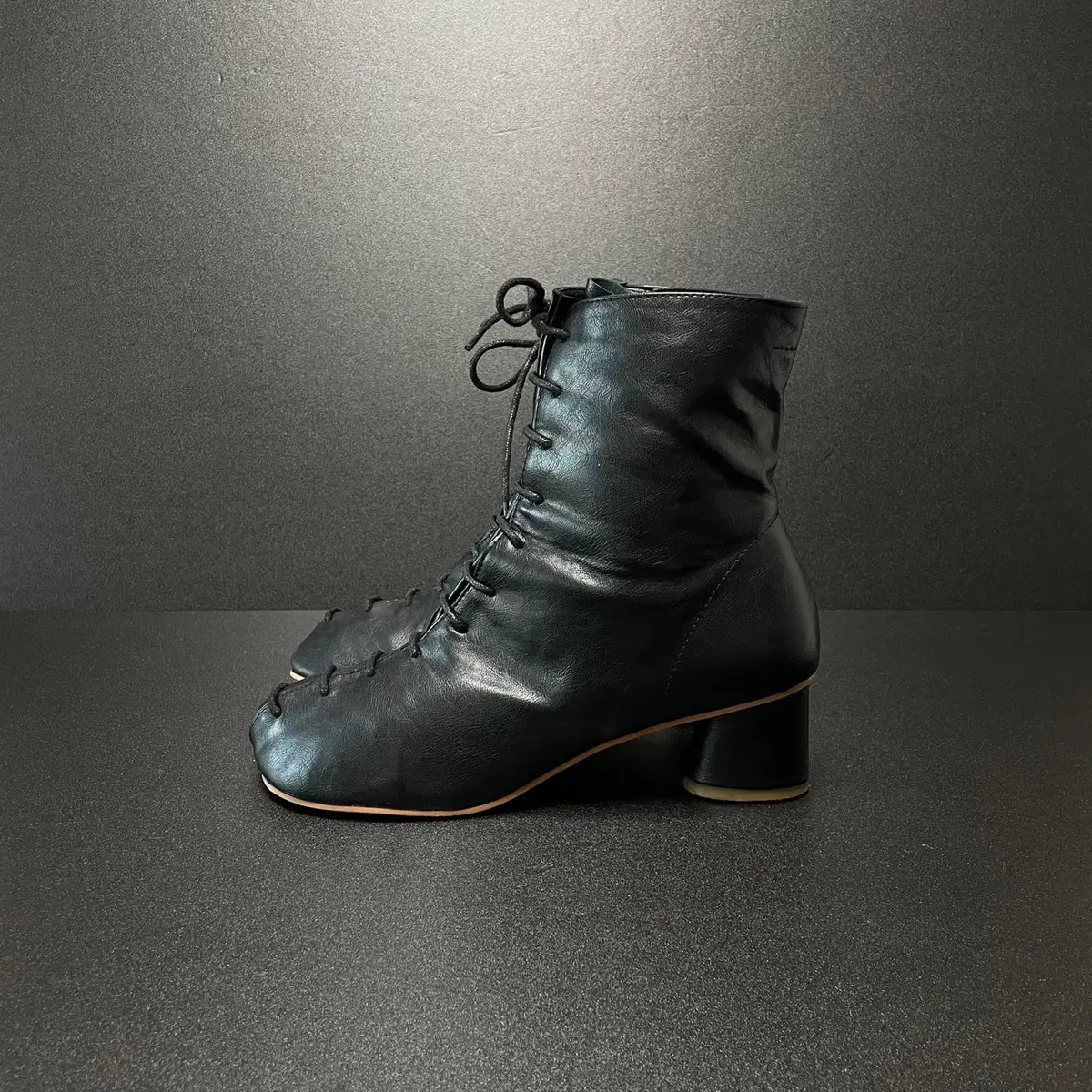 [40] MARYAM lace up boots Black