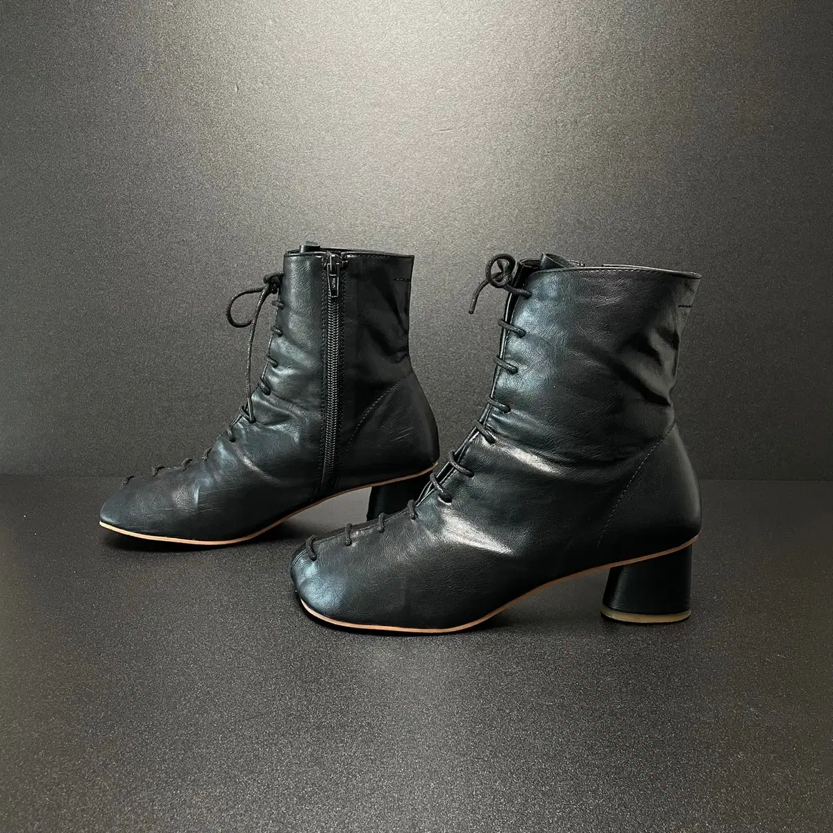 [40] MARYAM lace up boots Black