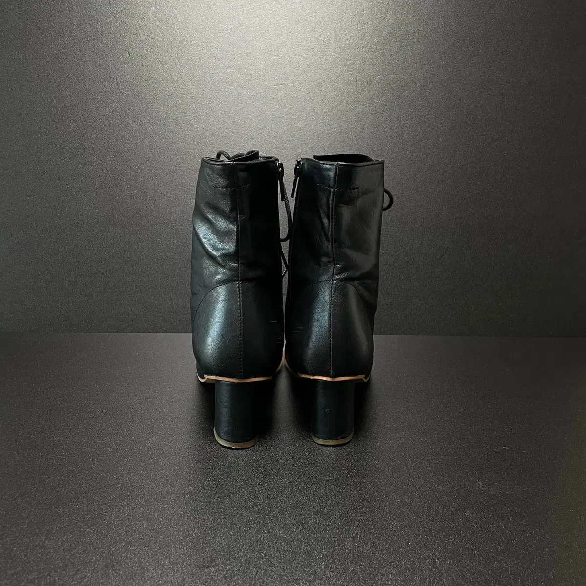 [40] MARYAM lace up boots Black